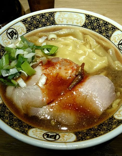 「すごい煮干しラーメン」@ラーメン凪 川口東口駅前店の写真