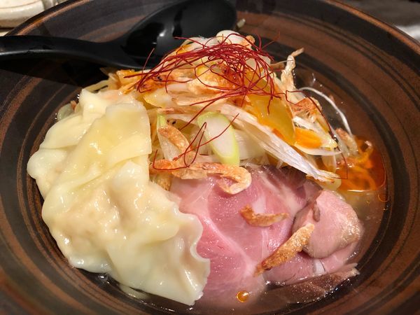 「海老辛塩冷麺」@魚骨ラーメン 鈴木さんの写真