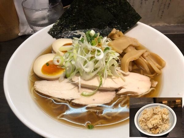 「冷製醤油750円、贅沢のせ250円、炊き込みご飯」@中華蕎麦きみのの写真