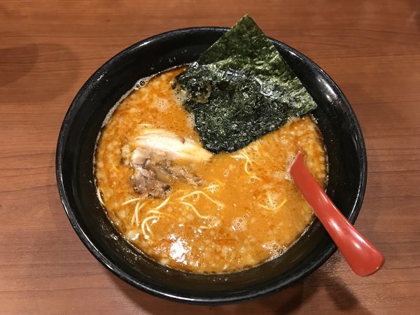 「辛味噌豚骨」@有頂天 岡崎店の写真