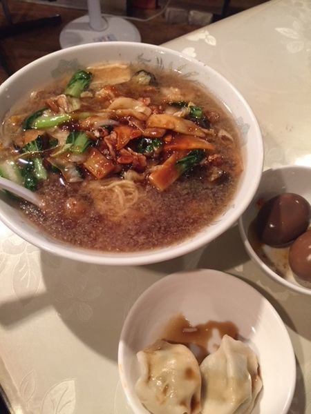 「中華メンセット　800円　味玉＆水餃子食べ放題」@天府舫の写真