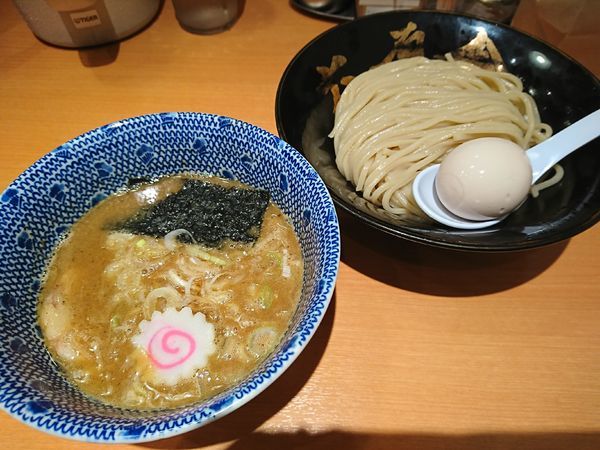 「味玉朝つけ麺」@六厘舎の写真