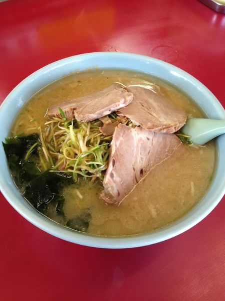 「ネギチャーシュー 中 950円」@ラーメンショップ 川島店の写真