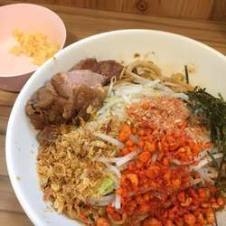 まぜそば 800円 ニンニク別盛り