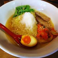 にぼし冷麺(大盛り)