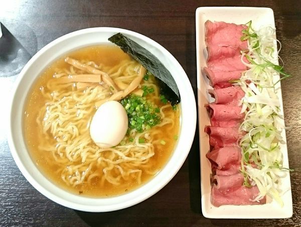 「チャー牛めん 味玉」@らーめん 大木の写真