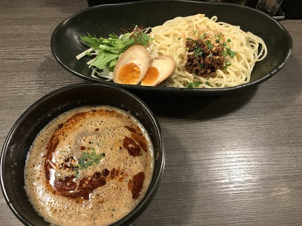 「紅坦坦つけ麺+香味たまご」@香氣 四川麺条 経堂店の写真