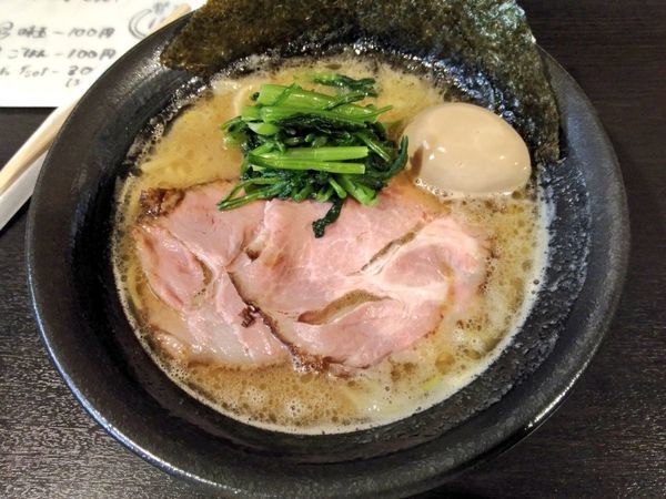 「一日限定 シロサキ家 豚骨醤油」@麺屋 シロサキの写真