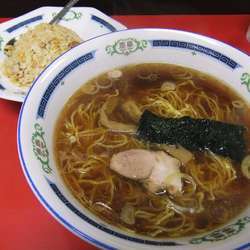 半チャンラーメン（630円）