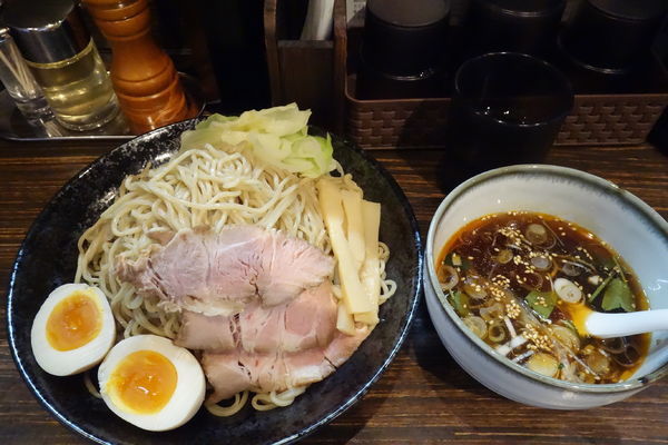 「【限定】魚介のピリ辛つけそば」@だし廊 -DASHIRO-の写真