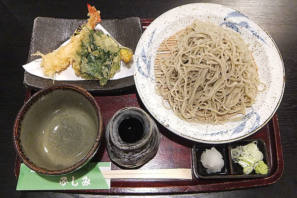 「天もりそば(大盛)」@手打そば ふしみの写真