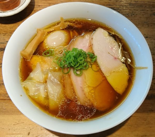 「特製醤油ラーメン」@ラーメン屋 トイ・ボックスの写真