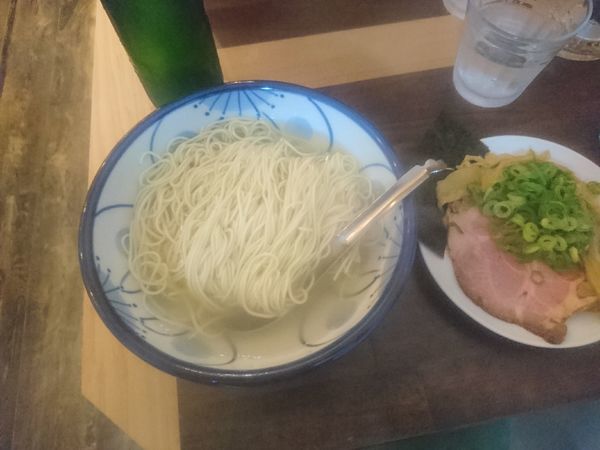 「弓削塩ラーメン」@ねいろ屋 神保町店の写真