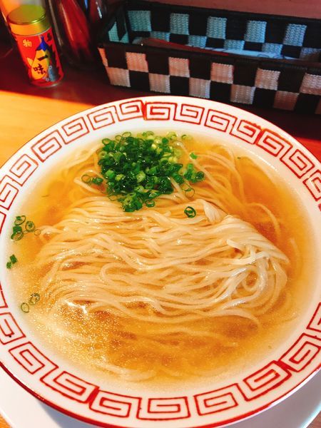 「さつま地鶏とお湯の醤油ラーメン&ミニひよこ豆のカレーセット100」@食堂酒場 Graciaの写真