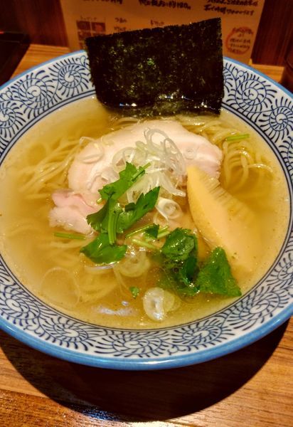 「淡麗しおそば 700円」@麺屋 樹真の写真