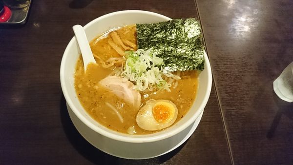 「醤油らぁめん650」@つけ麺や 辰盛の写真