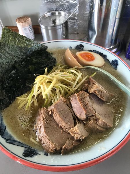「ネギチャーシュー 930円 サービス煮卵」@ラーメンショップ 122号騎西店の写真