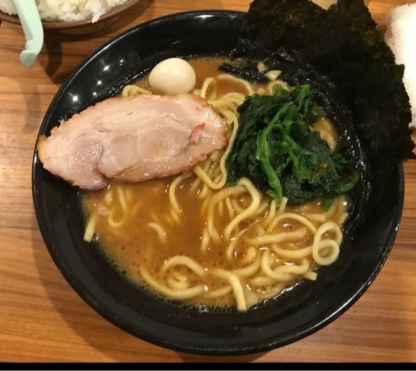 「ラーメン ¥680」@町田商店 小田原店の写真