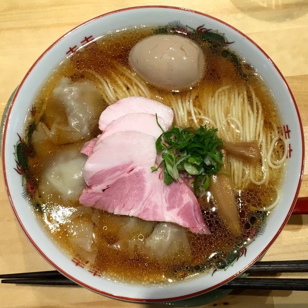 「特製わんたん中華そば（醤油）」@いしかわやの写真