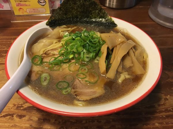 「特製煮干中華」@麺 酒 やまのの写真
