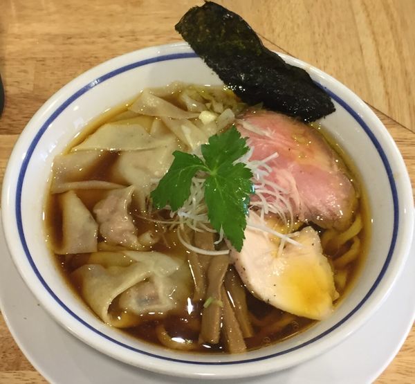 「ワンタン中華そば(醤油)900円他」@手打式超多加水麺 ののくらの写真