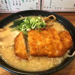 とんかつ味噌ラーメン、大盛り