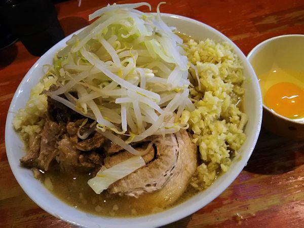 「小ラーメン（ニンニク）￥750＋しょうが￥50生たまご￥50」@ラーメン二郎 会津若松駅前店の写真