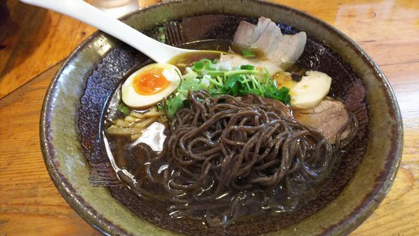 「焙煎小麦中華そば」@富良野 とみ川の写真