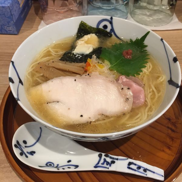 「鯛清湯らーめん塩味」@麺や 空月の写真