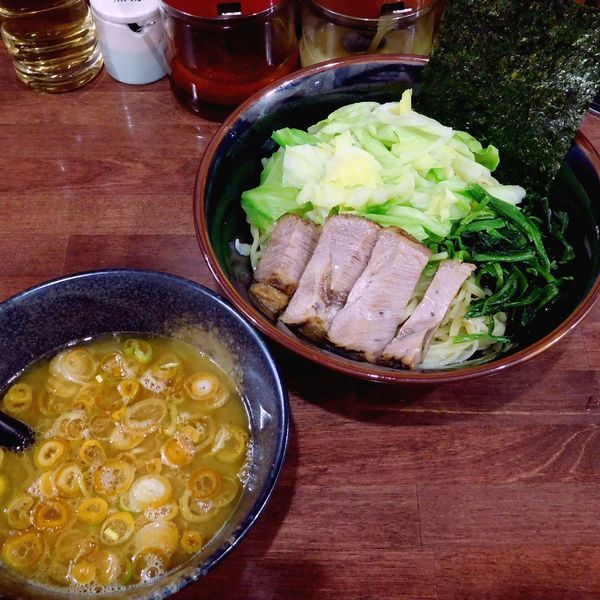「【夏季限定】特製つけ麺 並（麺量240g 800円）」@横浜家系 まるに家の写真