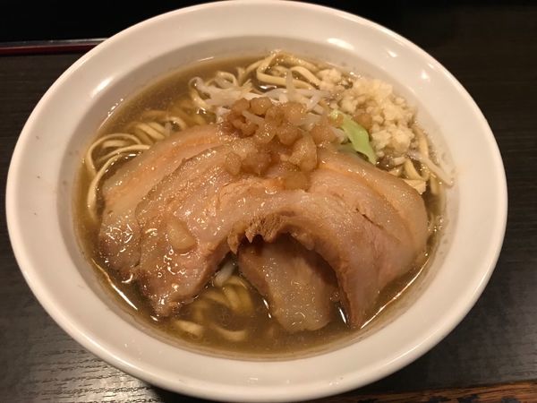 「ヘチロー、にんにく入れますか？」@灰汁中華 丿貫 福富町本店の写真