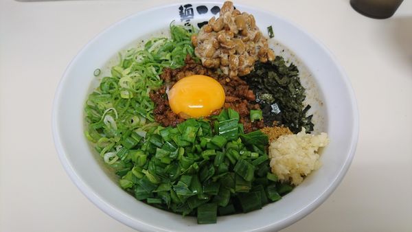 「台湾まぜそば(追い飯付)+ニラ･納豆」@麺屋こころ 大船店の写真