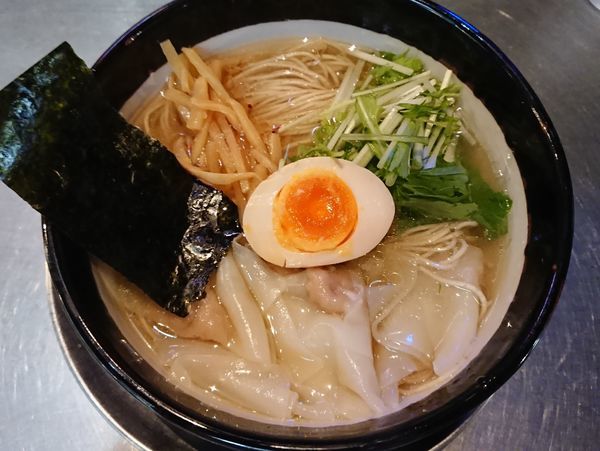 「雲吞らーめん（塩）」@ZUND-BARの写真