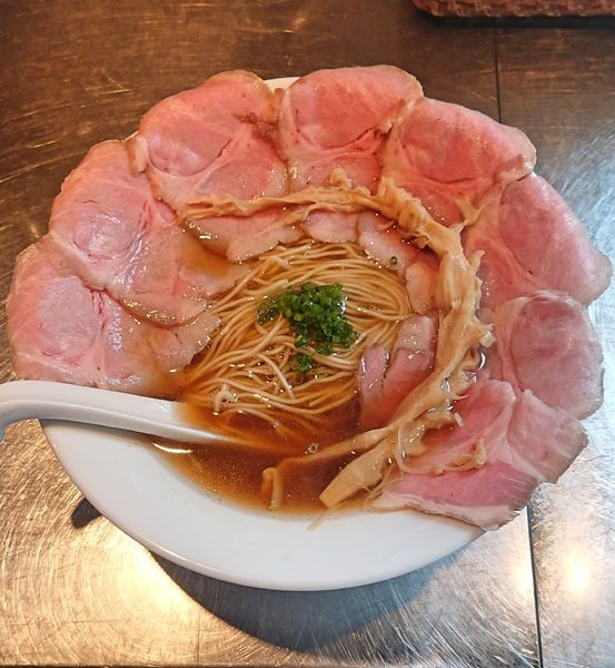 「煮干清湯(醤油)&肉増し」@さんじの写真