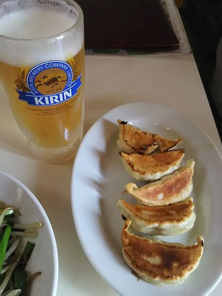 「ビールセット（餃子×生中）￥460」@ぎょうざのぽん吉の写真