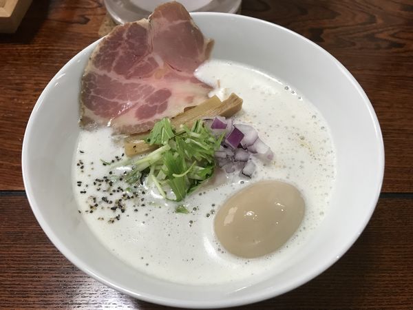 「味玉鶏白湯塩」@麺屋 鶏っぷの写真