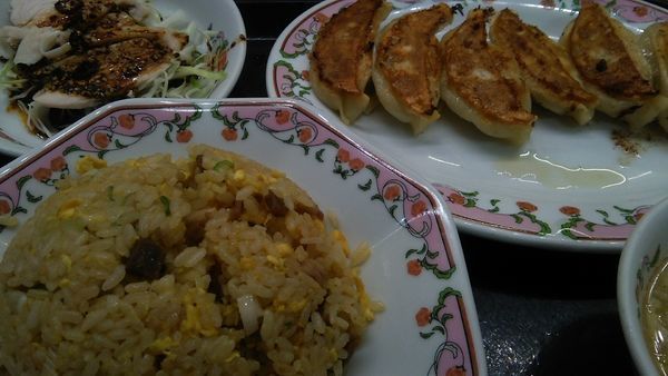 「伝統の炒飯セット 955円」@餃子の王将 新橋駅前店の写真