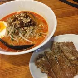 排骨担々麺 2辛