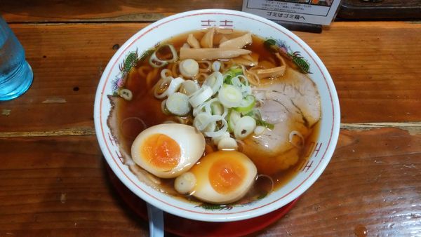 「あっさり＋味玉」@長尾中華そば 東京神田店の写真