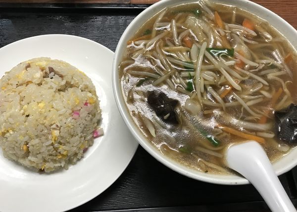 「サンマーメン&ハーフチャーハン ¥750」@中華つばめの写真