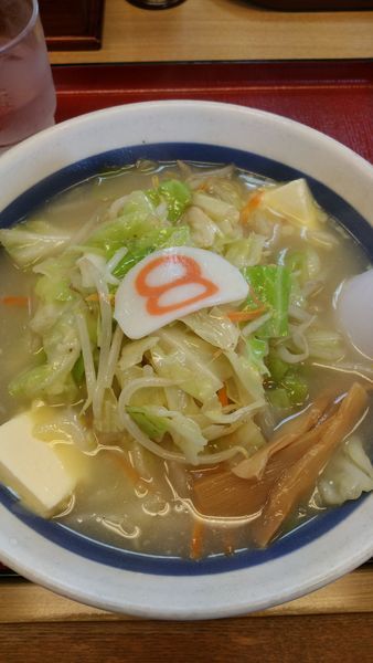 「野菜らーめん(バター風味)」@8番らーめん 御幸店の写真