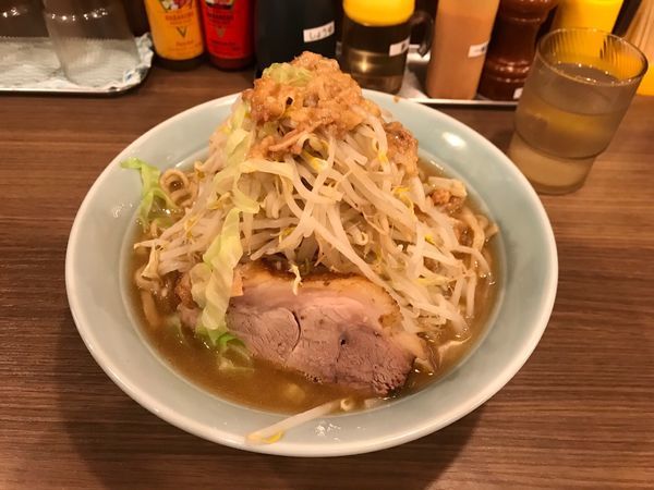 「中ラーメン 750円 すべて普通」@立川マシマシ 栄住吉店の写真