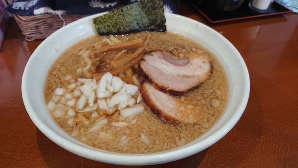 「背油煮干ラーメン」@麺処いろ葉の写真