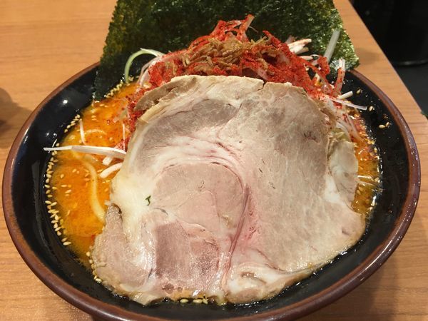 「唐魂ラーメン」@横浜家系ラーメン まくり家 川崎店の写真