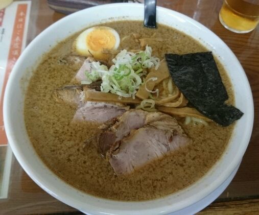「濃厚魚介チャーシュー麺」@東池大勝軒おはこ 八千代店の写真