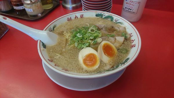 「特製醤油味玉ラーメン(大)」@ラーメン魁力屋 船橋成田街道店の写真