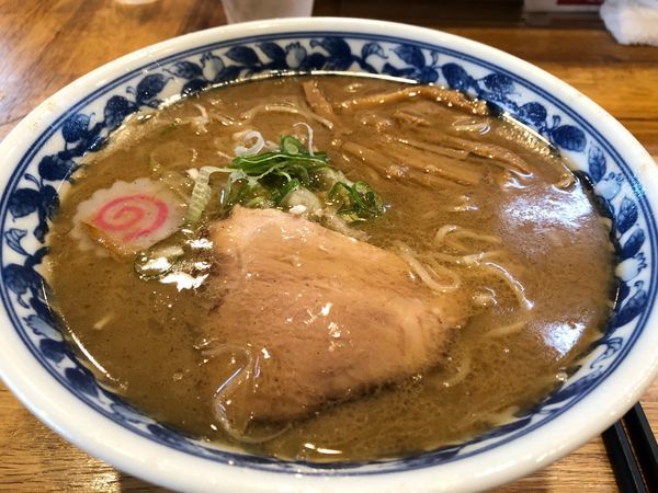 「濃厚魚介らーめん(木曜限定)」@必勝軒の写真