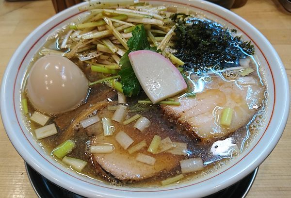 「ネギ煮干し中華そば+味玉(920円)」@我的中華そば 机上の空論。の写真