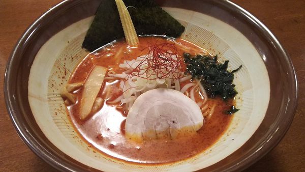 「味噌鬼ラーメン(並辛)￥950」@麺や まるおかの写真