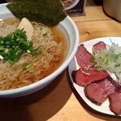 ちゃー牛麺大盛